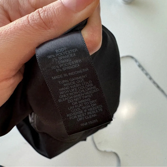 Express top peplum hem cap sleeves back zipper closure black size XS - Picture 8 of 9